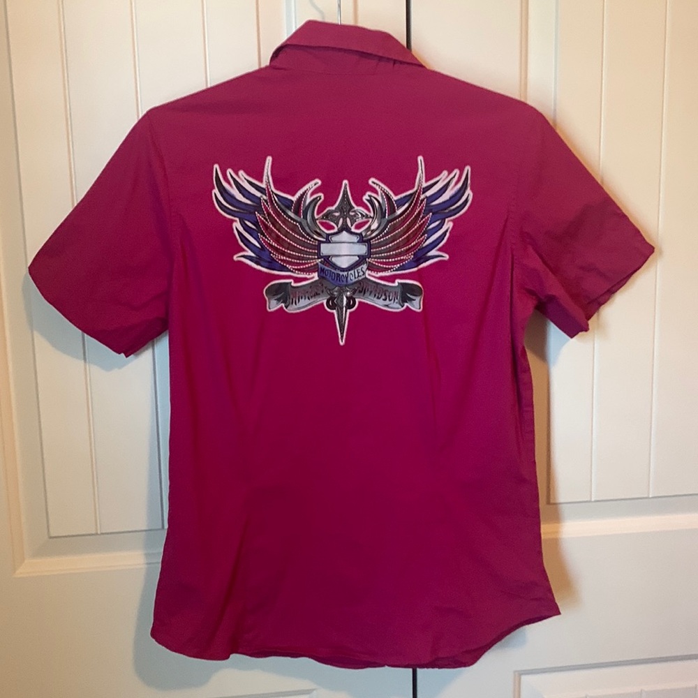 Pink Harley-Davidson shirt
